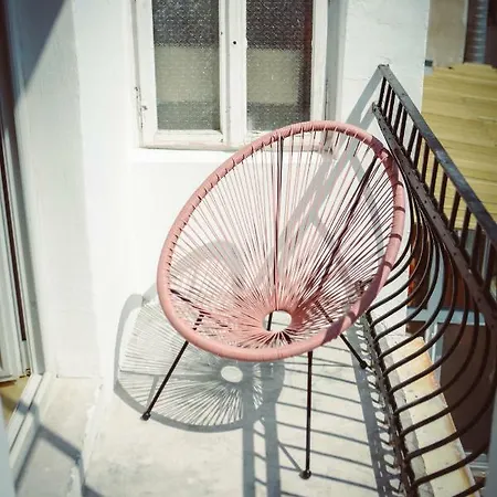 Beautiful Location Red Mouse Lägenhet *